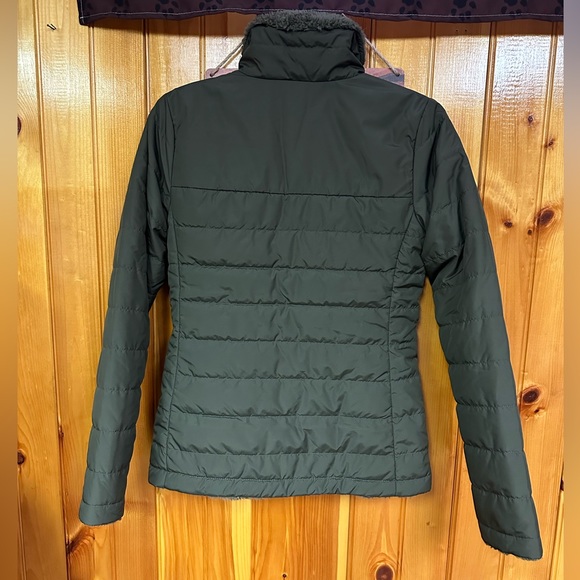 The North Face Insulated Reversible Jacket - Picture 2 of 10